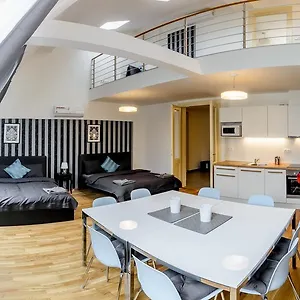 Riverside Spirit Apart-hotel Praga